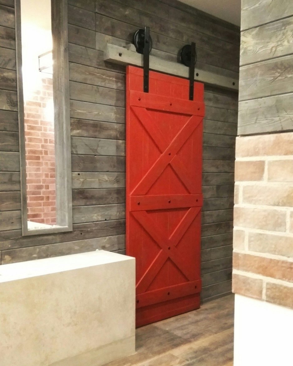 Дверь в стиле лофт красная
