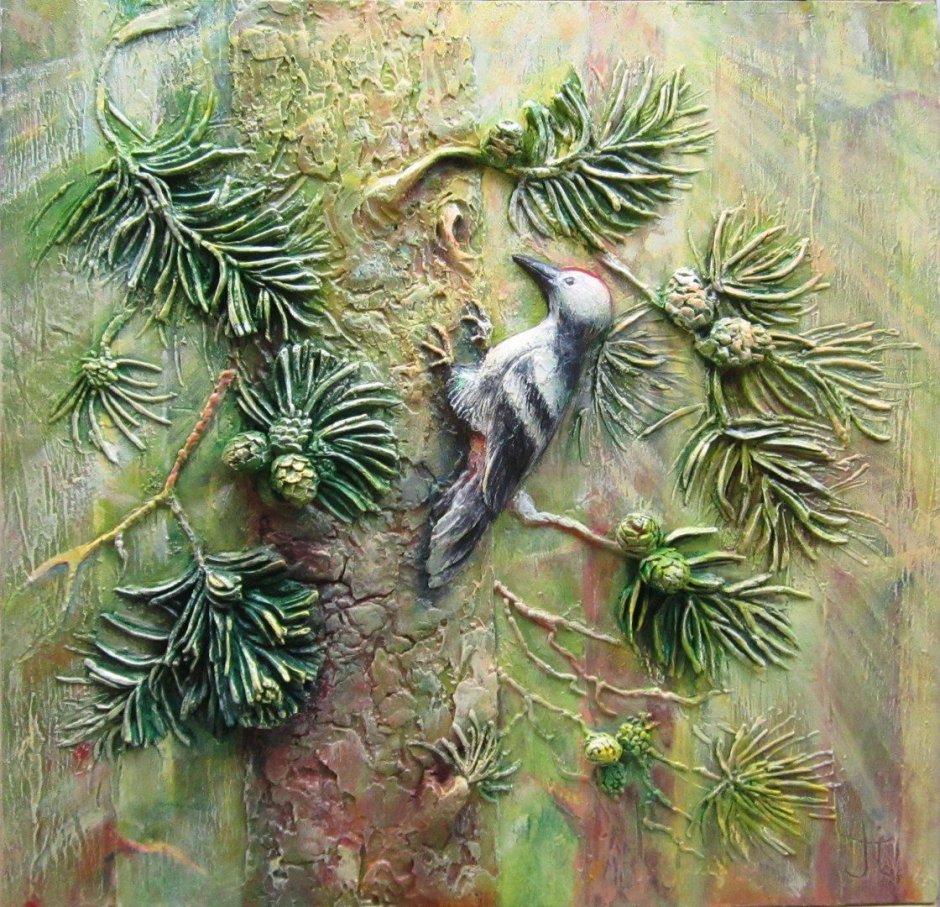 Барельеф птицы