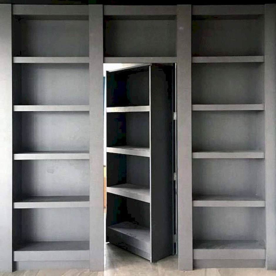 ШКАФТС потайной дверью в комнату