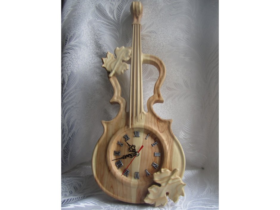 Часы скрипка настенные