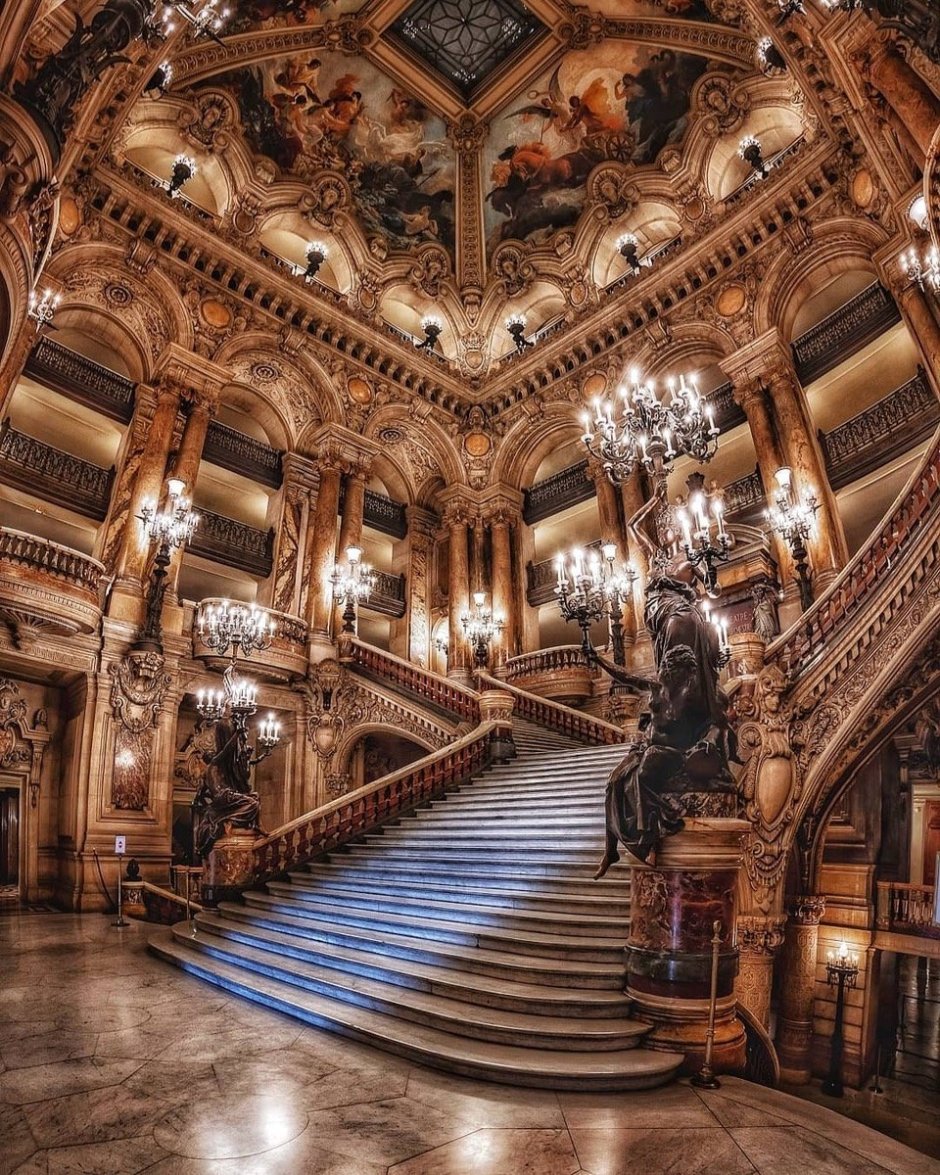 Театр Гарнье в Париже
