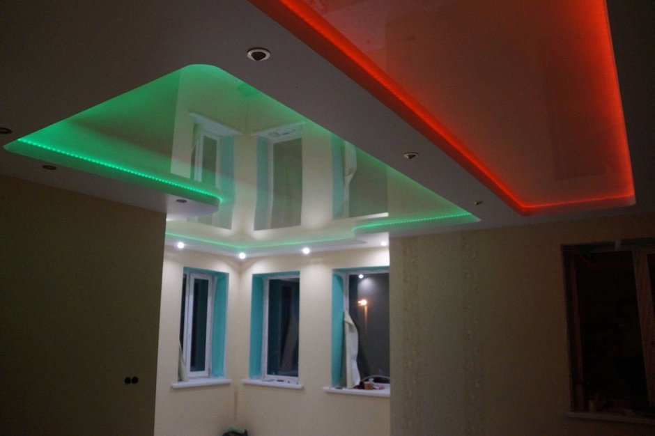 Подвесной потолок двухуровневый с подсветкой