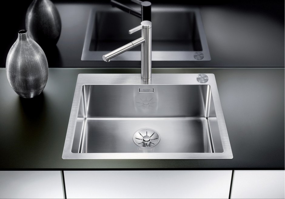Интегрированная кухонная мойка Blanco Claron 550-if/a 61х51см нержавеющая сталь