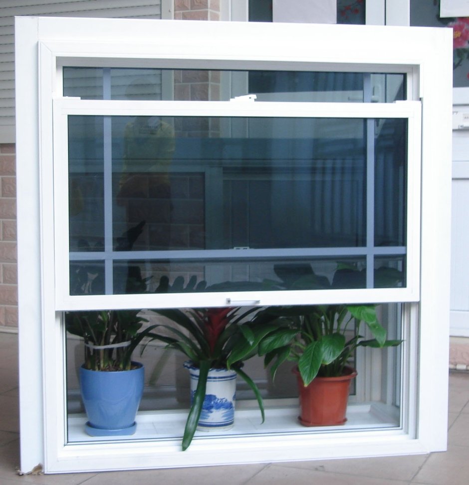 Окна с вертикальным открыванием