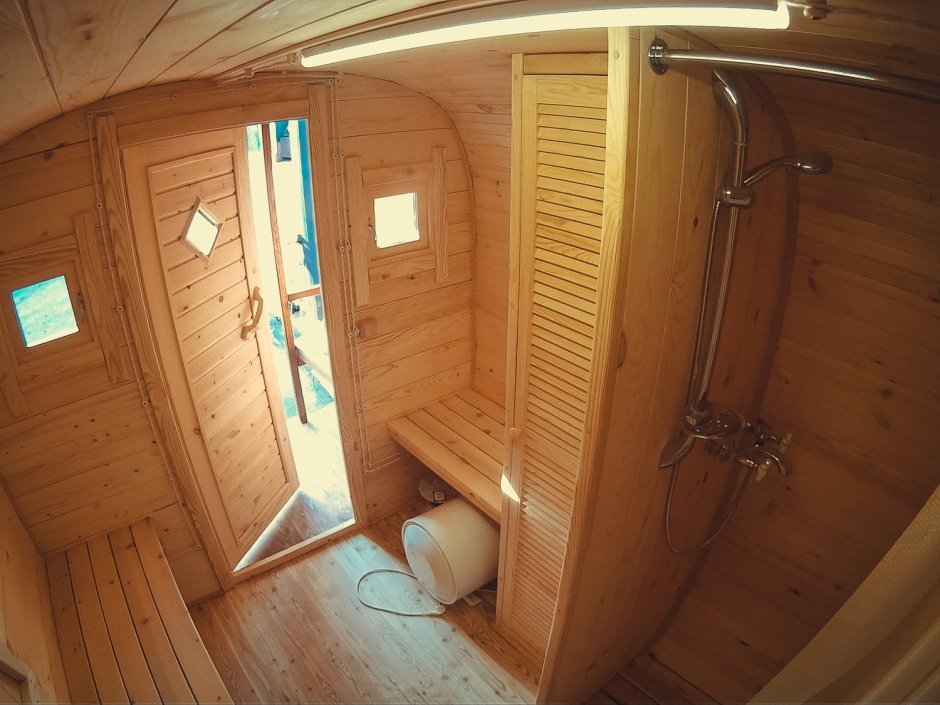 Квадро бочка баня с душевой кабиной