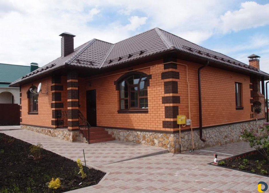 Одноэтажный дом из кирпича