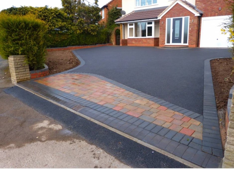 Tarmac driveway