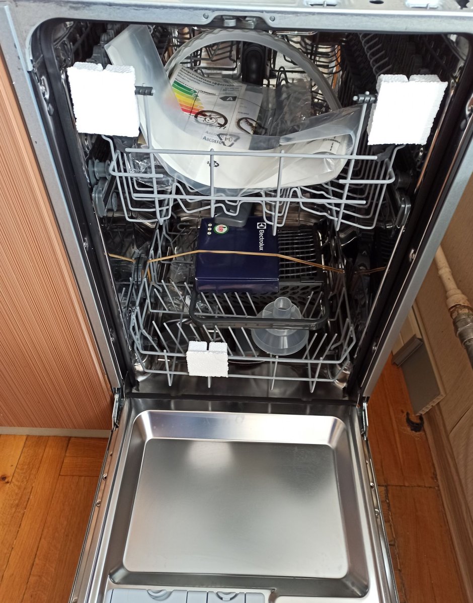 Посудомоечная машина Electrolux ESL 94510 lo