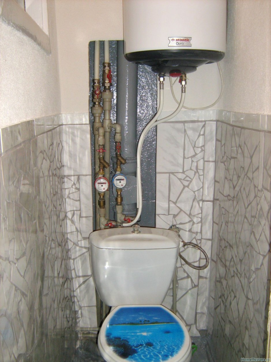 Монтаж водонагревателя в туалете