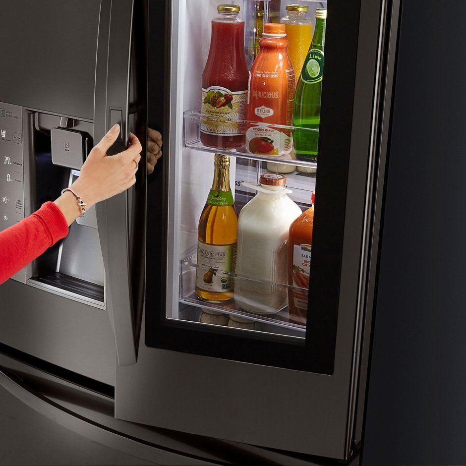 Холодильник LG со стеклянной дверью