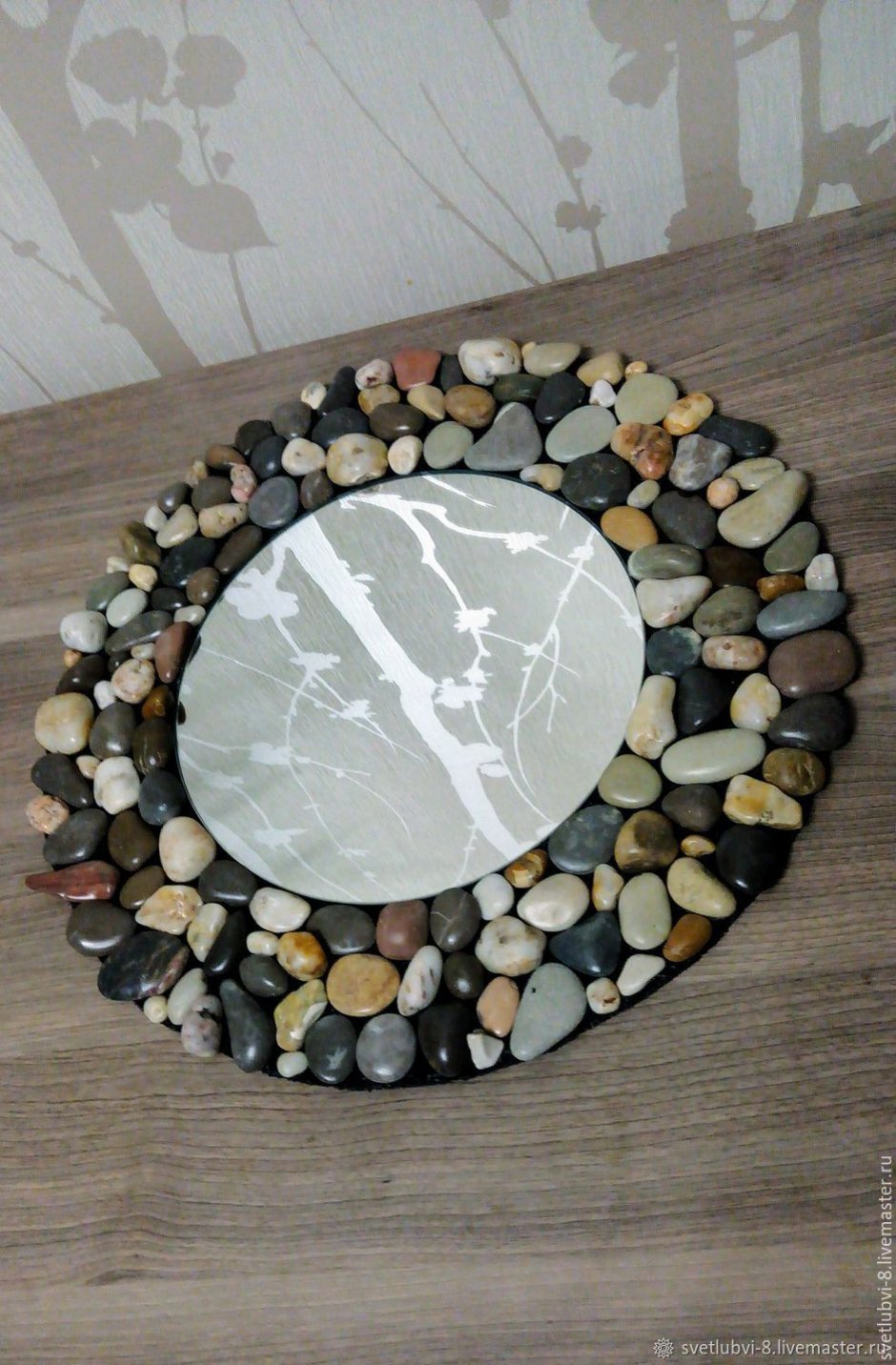 Декор с морскими камнями