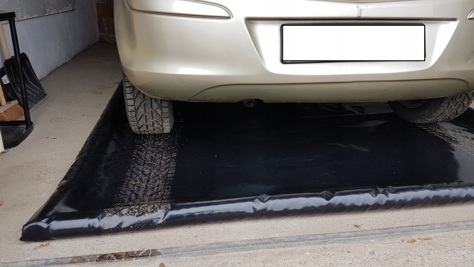 Гаражные ковры для автомобиля