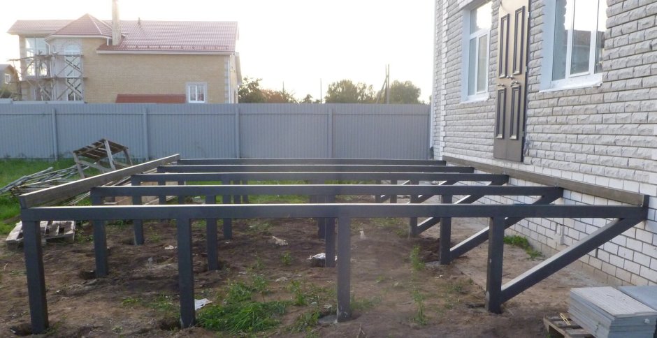 Каркас террасы из металла