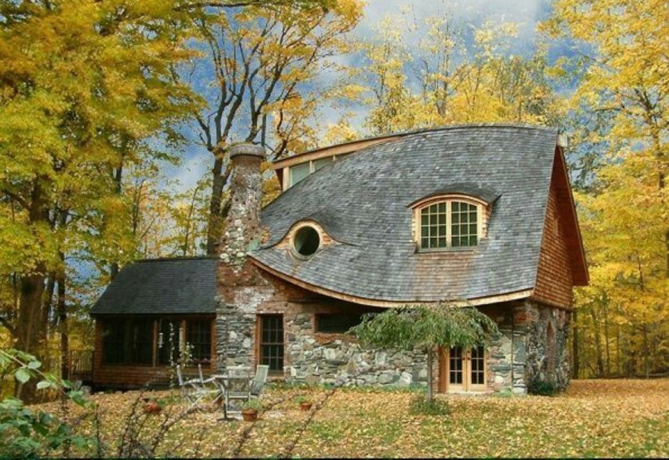 Крыши каменных домов
