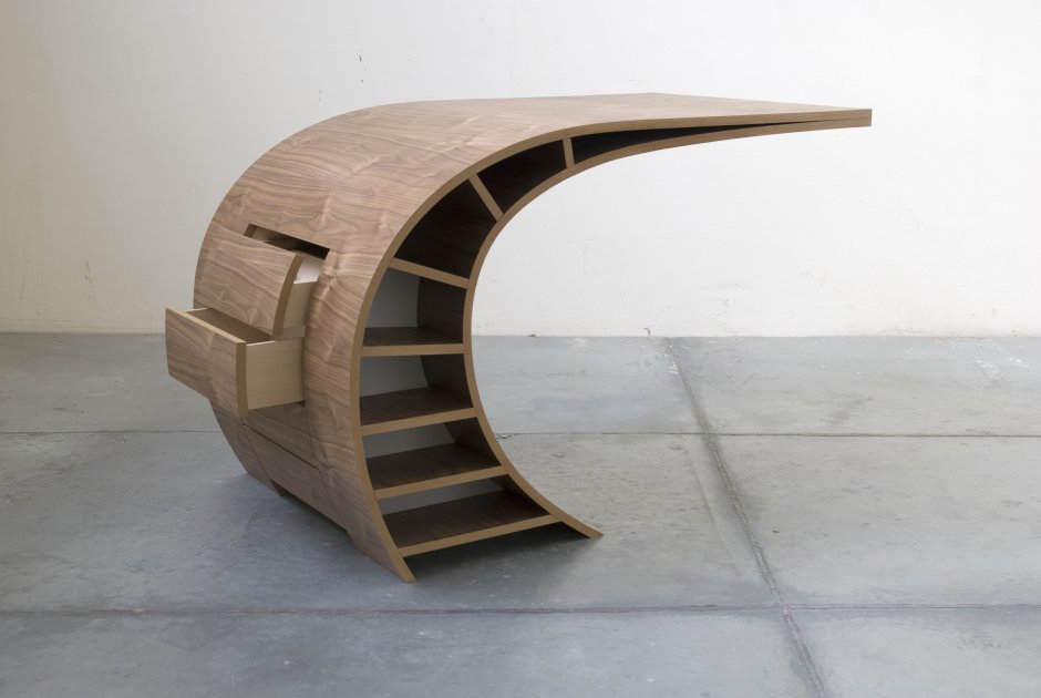 Дизайнерская мебель из гнутого дерева