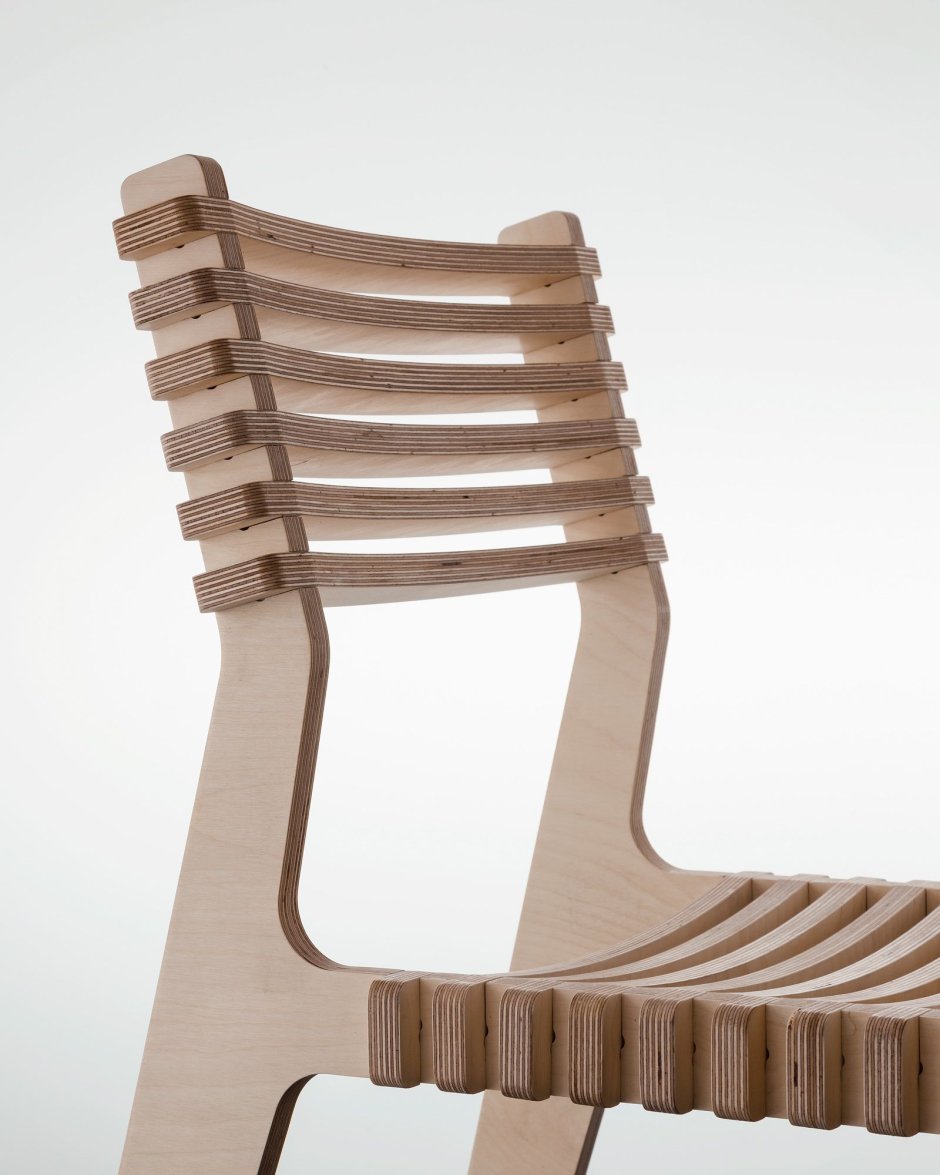 Дизайнерский стул из фанеры