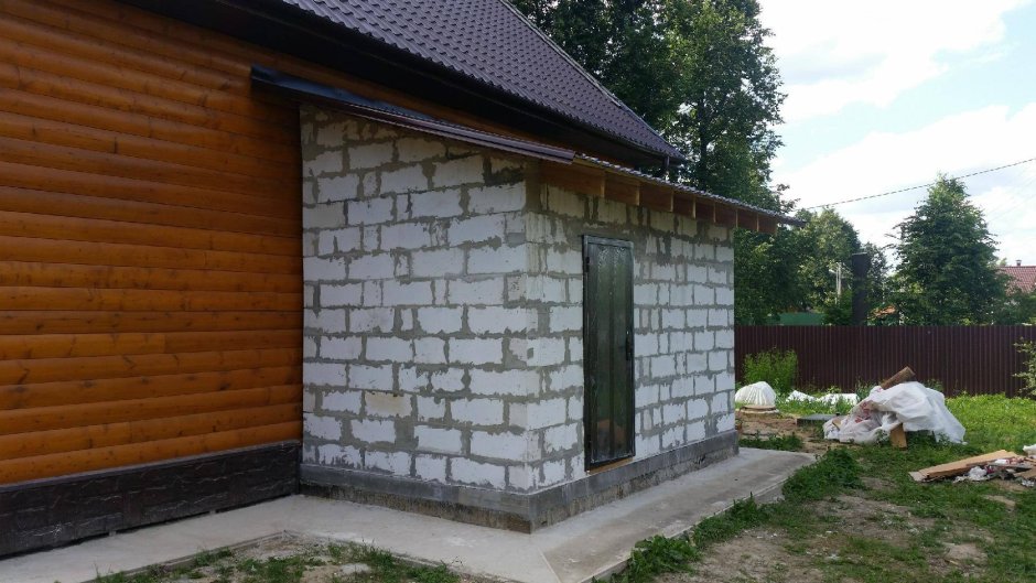Пристройка к деревянному дому из пеноблоков