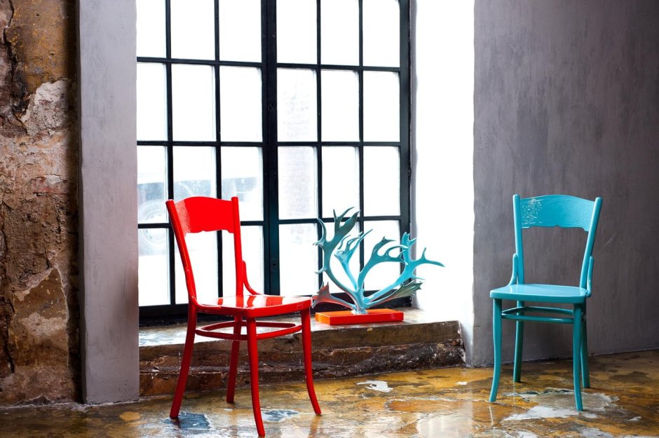 Цветные Венские стулья в интерьере