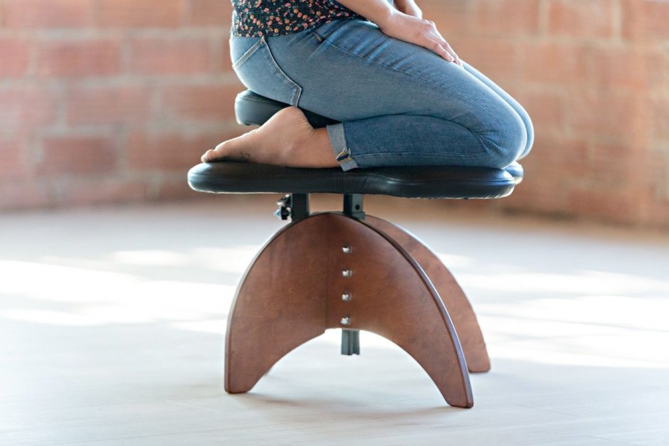 Cross legged Soul Seat стул