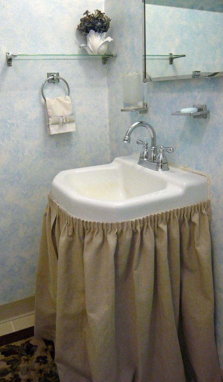 Занавеска под раковину в ванной
