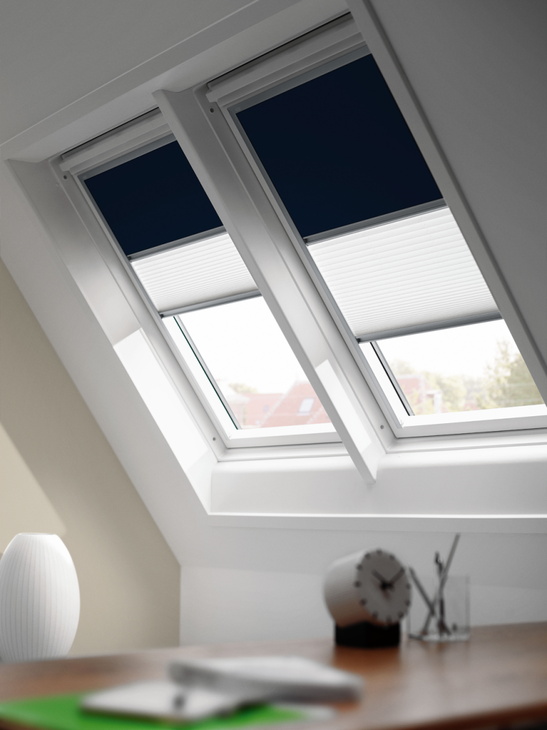 Жалюзи на мансардные окна Velux