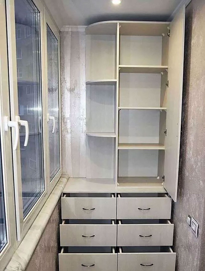 Шкаф на балкон