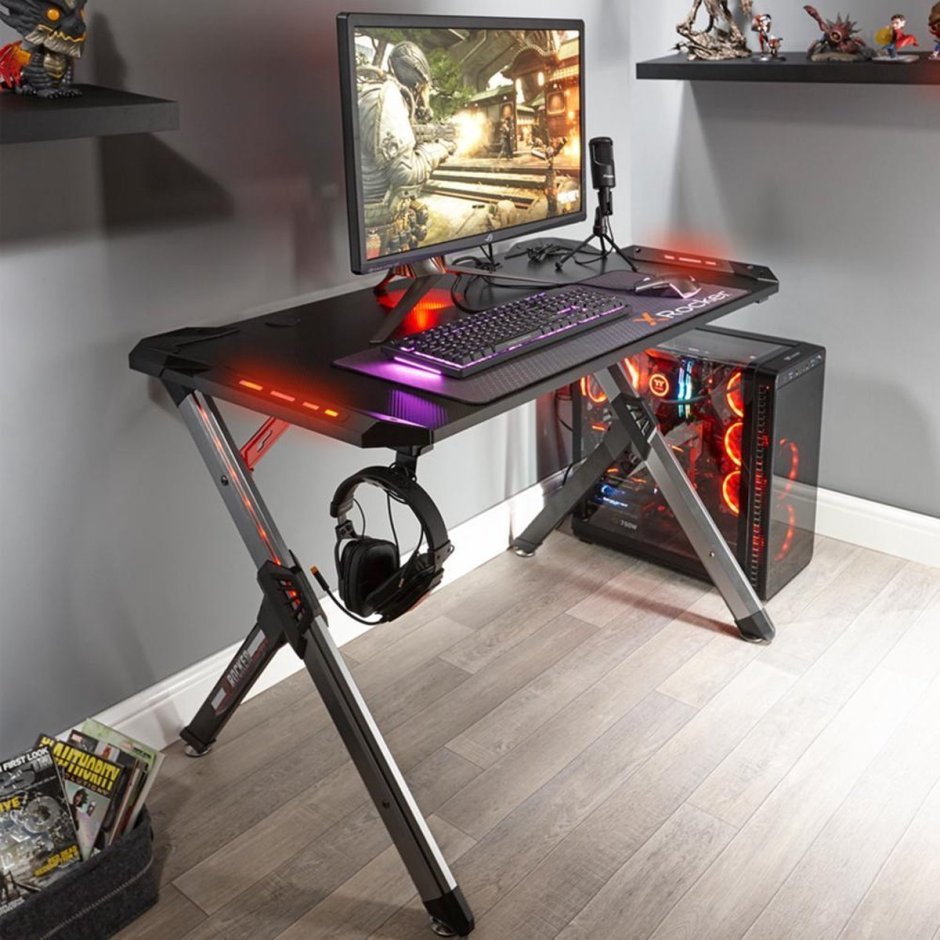 Компьютерный стол игровой