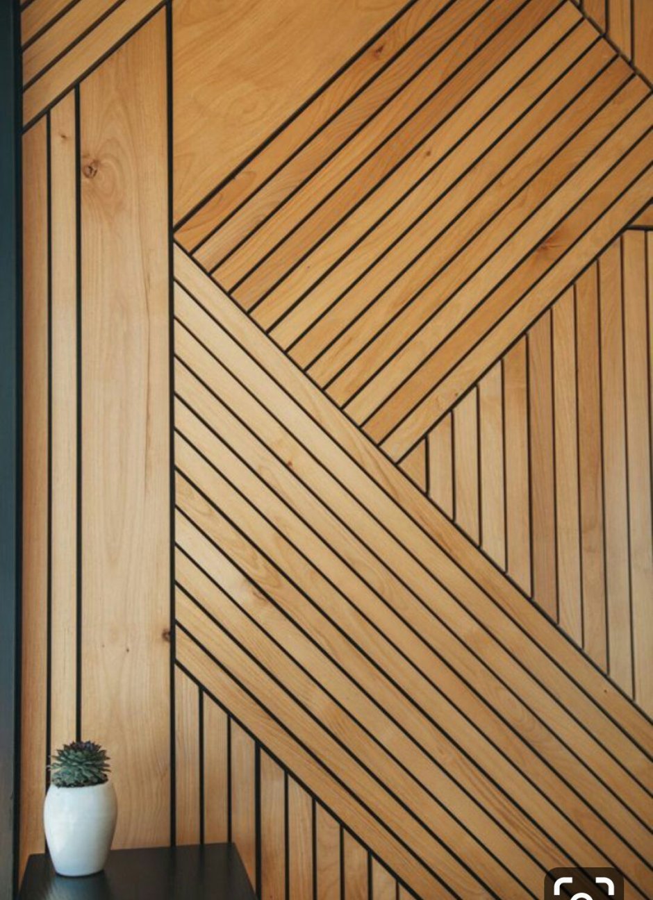 Раскладка деревянных реек на стене