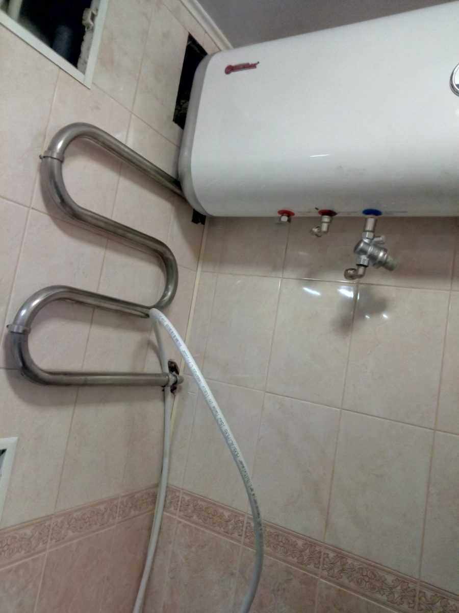 Монтаж бойлера на стену