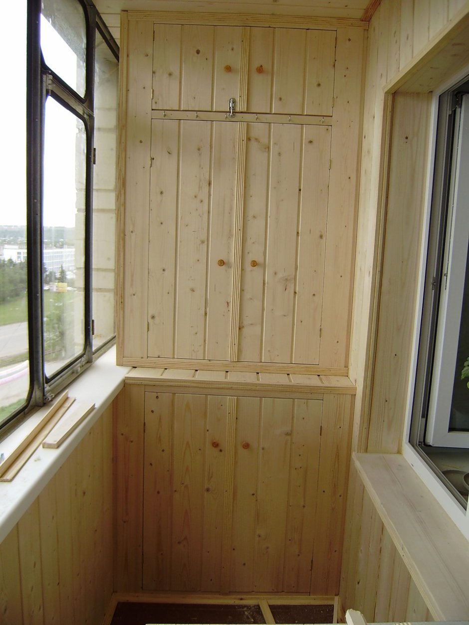 Шкаф на балкон вагонка