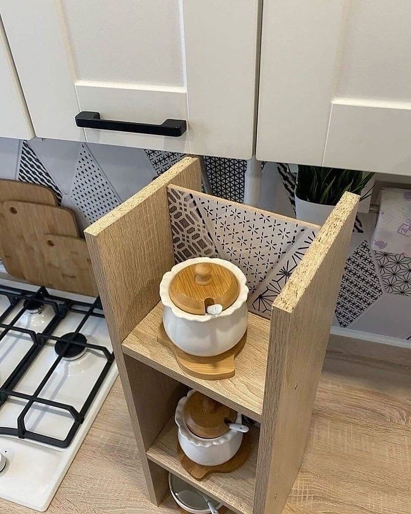 Короб для трубы на кухне