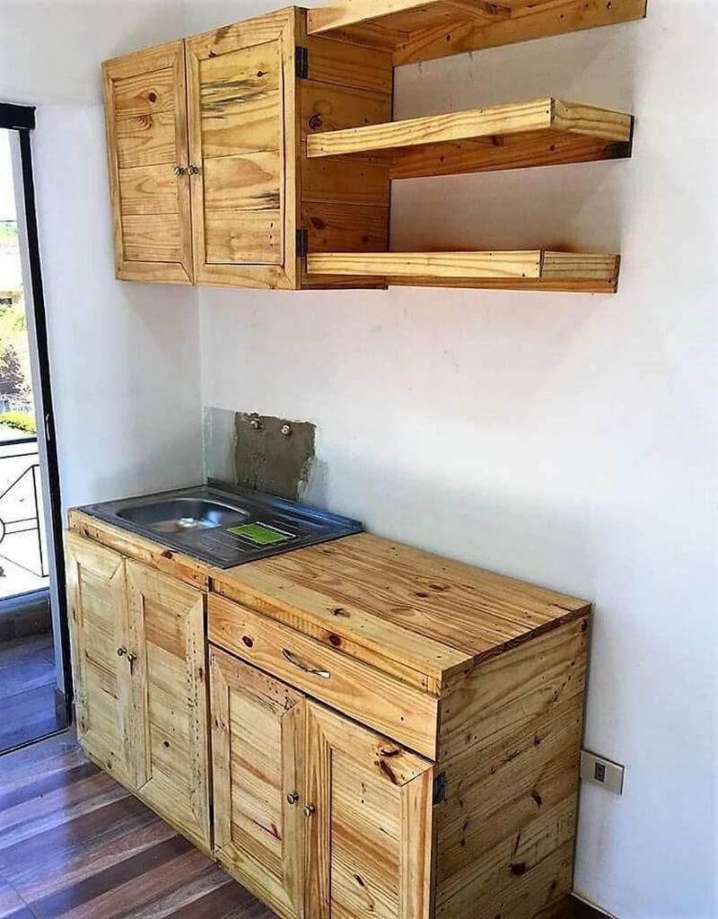 Кухонная мебель из досок