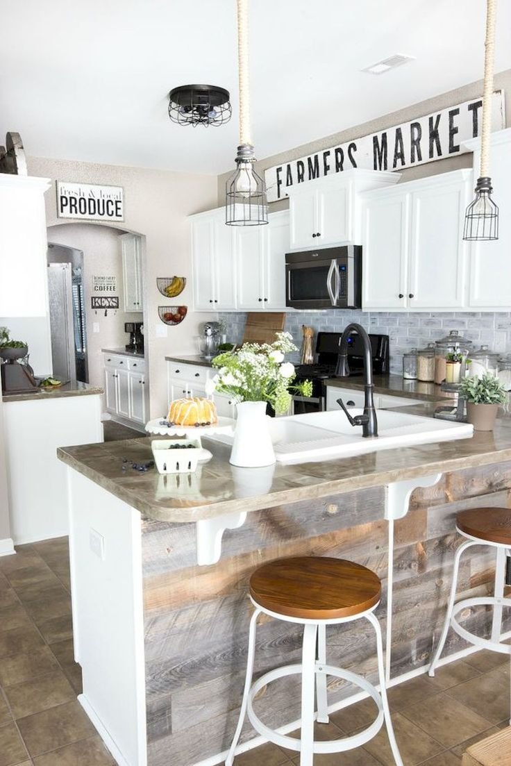 Farmhouse Kitchen Makeover