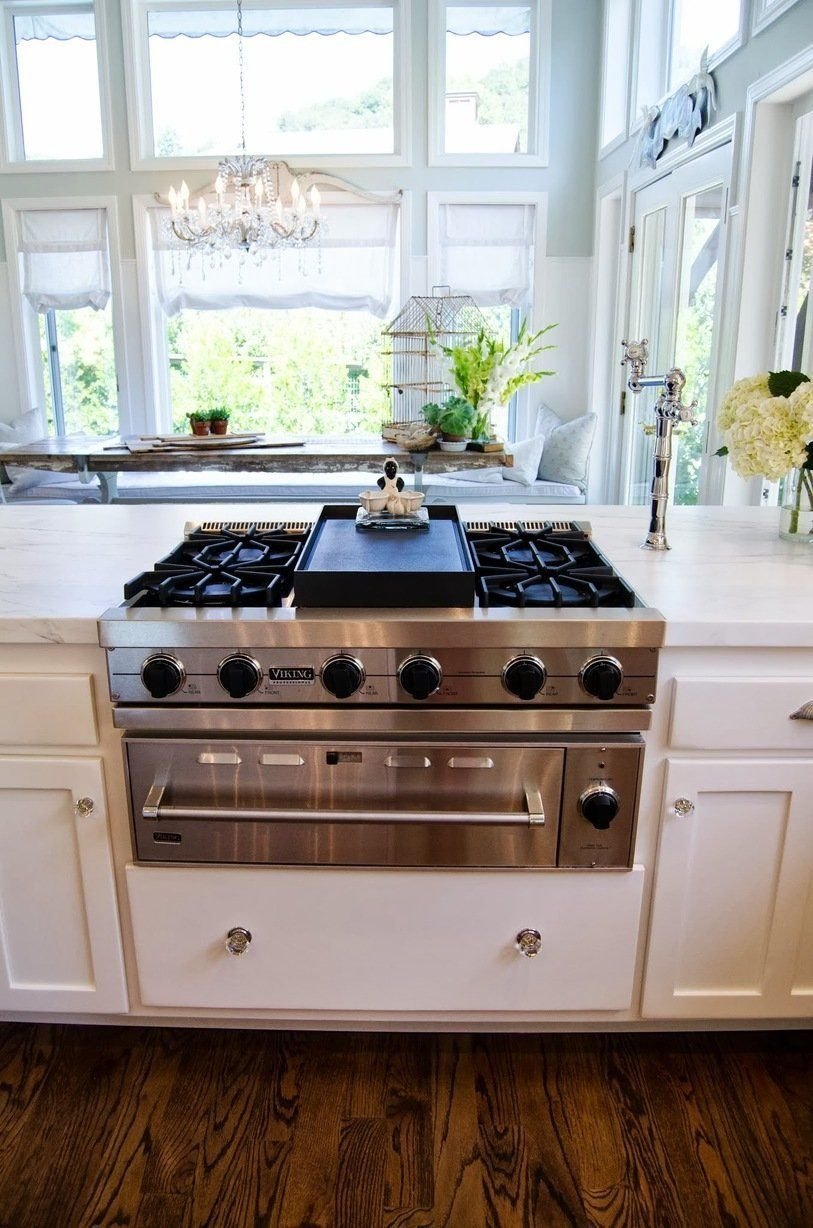 White Kitchen Stove