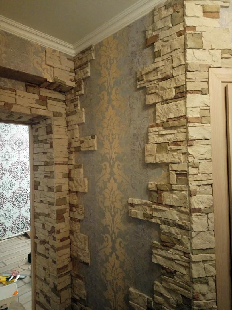 Угол из декоративного камня