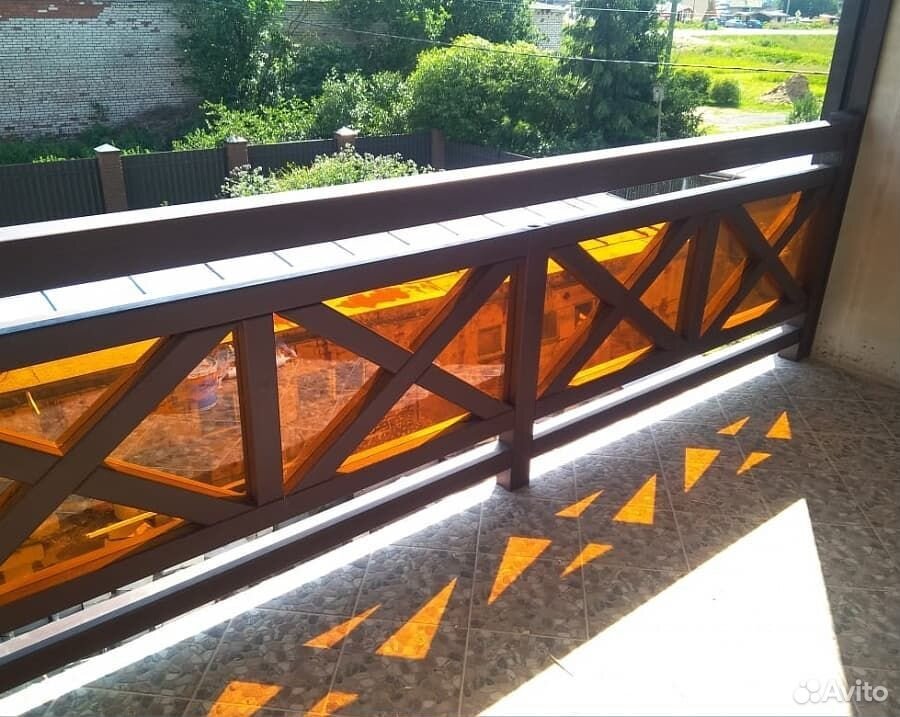 Перила на террасе из поликарбоната