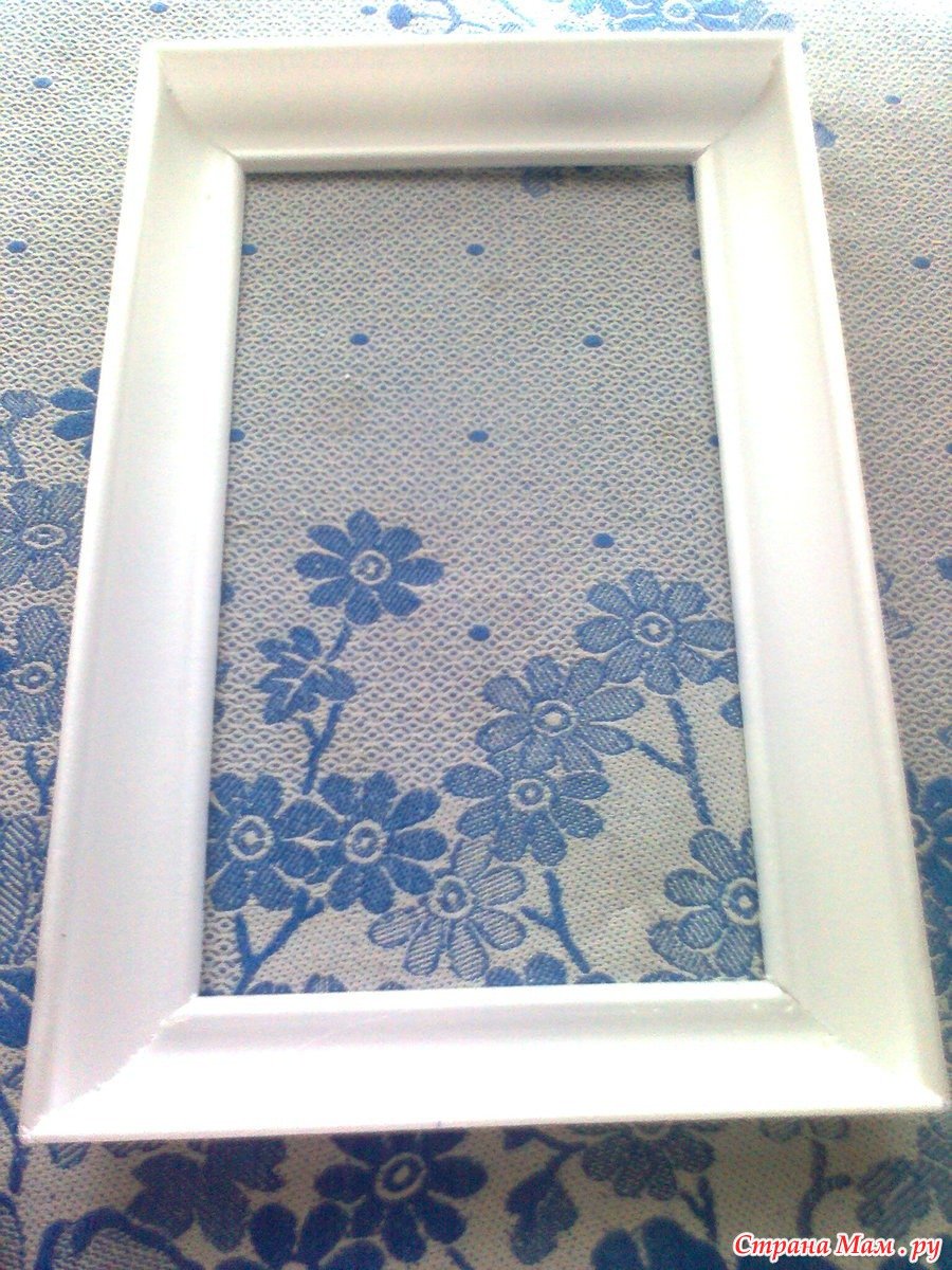 Рамки из пенопластовых плинтусов