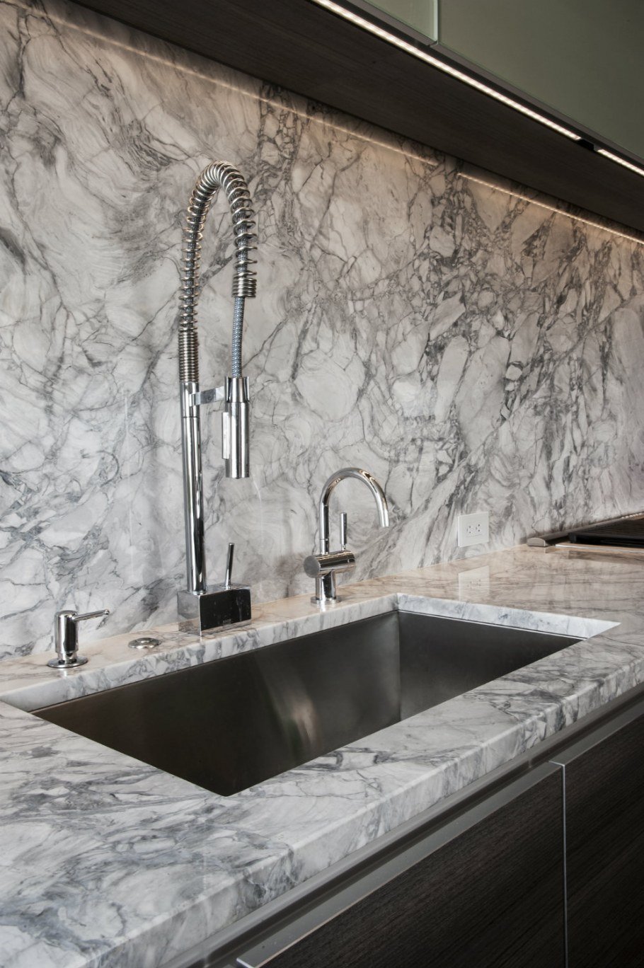 Слотекс 8055/SL Brazilian Marble