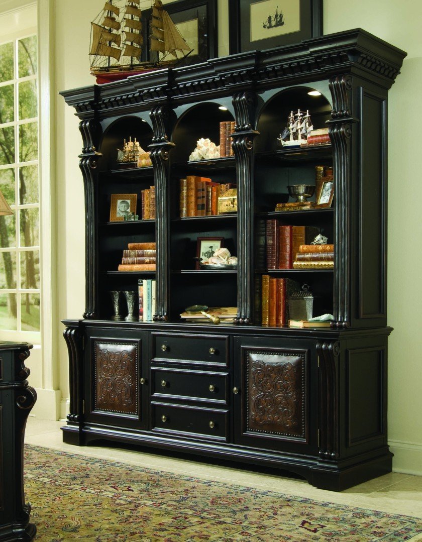 Hooker Furniture книжный шкаф