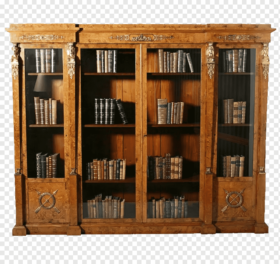 Старинный шкаф с книгами