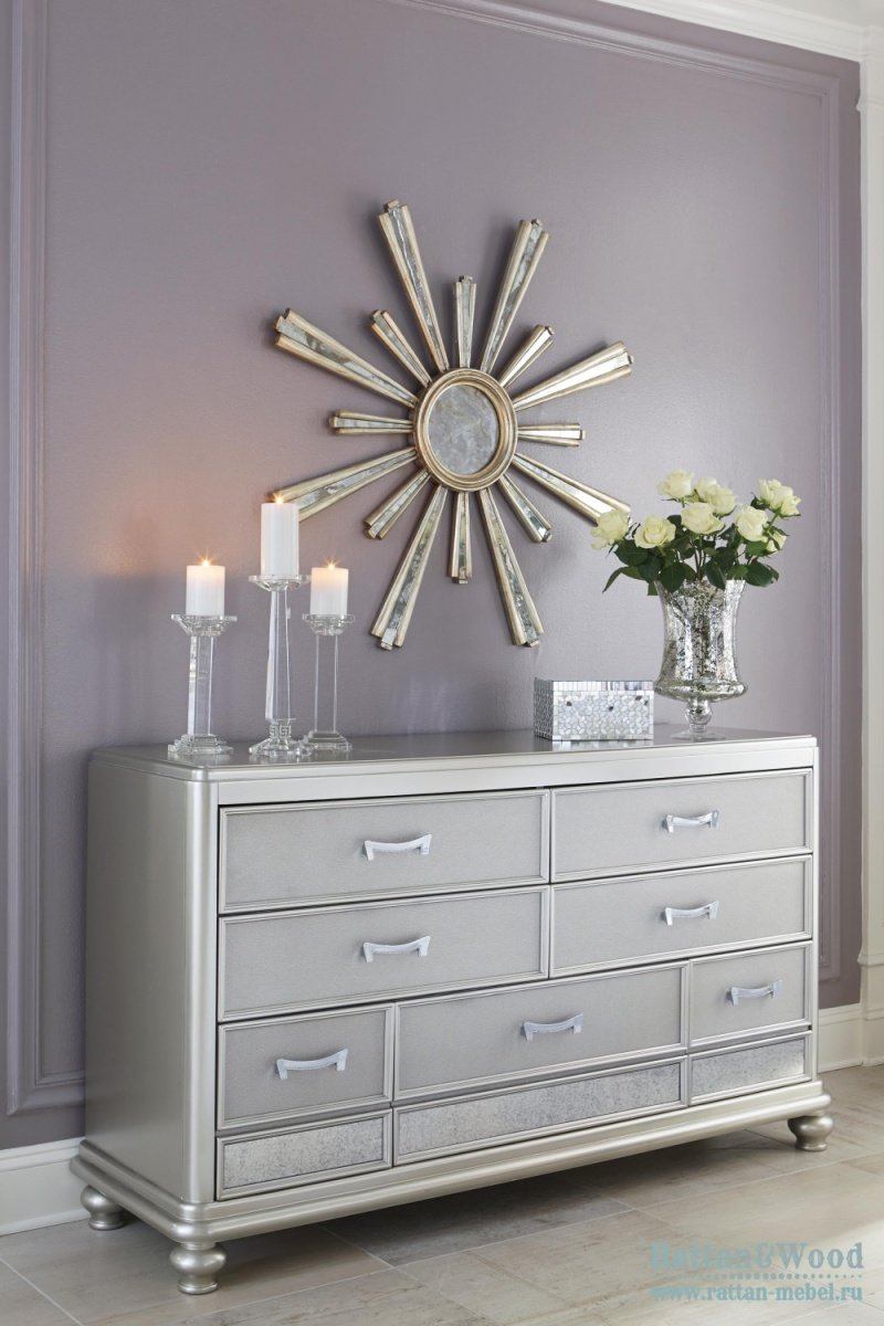 Комод Coralayne b650-31 Silver для спальни