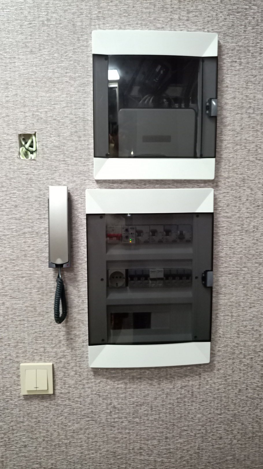 Щиток под слаботочку и автоматы встраиваемый ABB