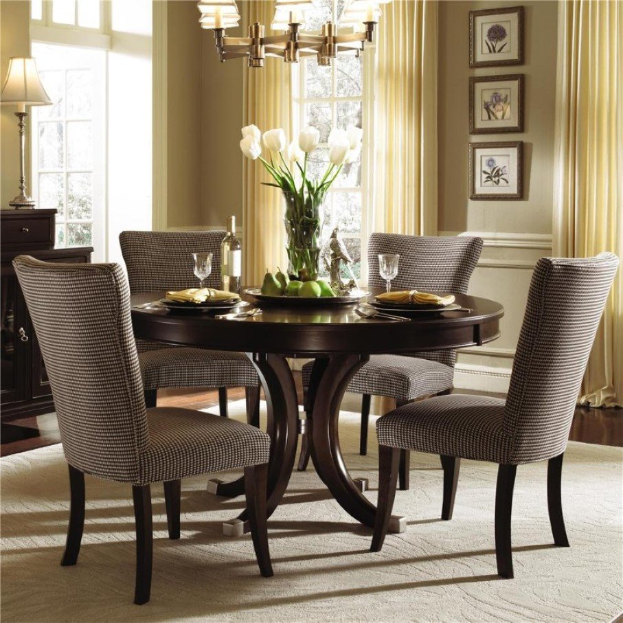 Round Dining Table a482