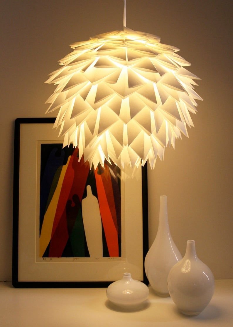 Дизайнерские светильники из бумаги
