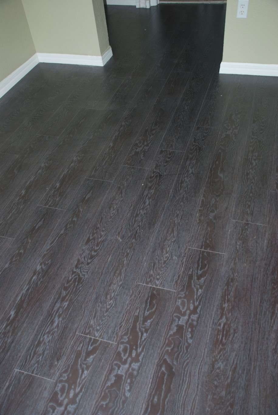 Темно серый линолеум