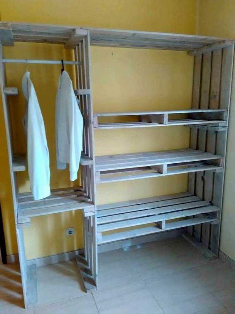 Гардеробная из паллет