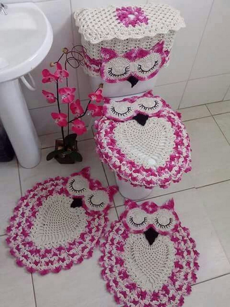 Вязаные коврики для туалета