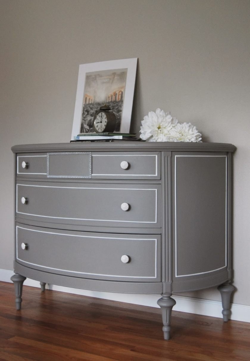 Комод светло серый