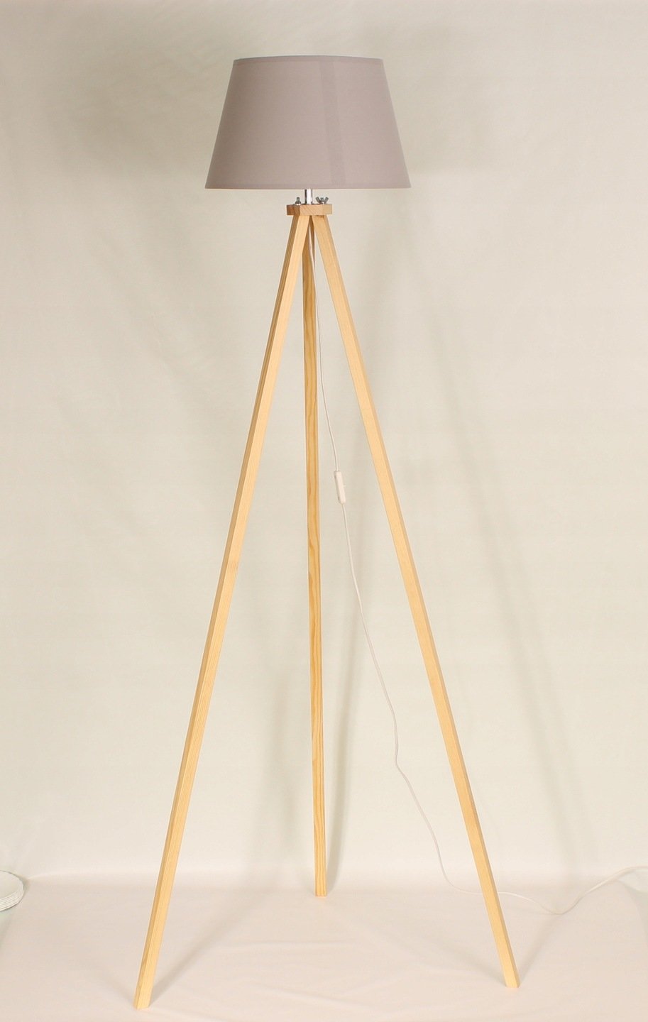 Торшер напольный тренога