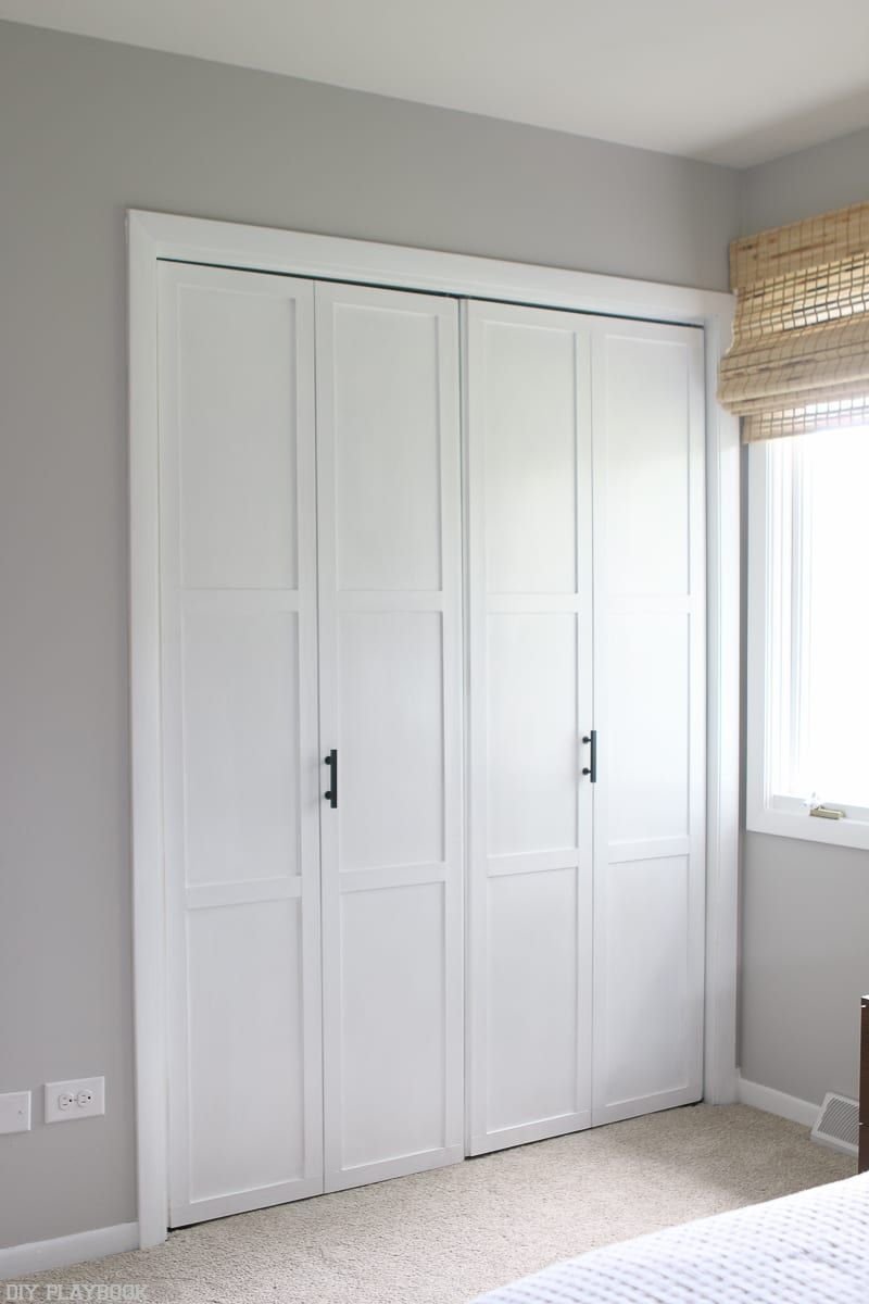 Bi-Fold Door гардероб